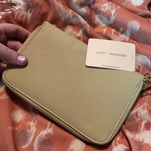 *3/$30* NWT Lost + Wander Worryfree Passport wallet